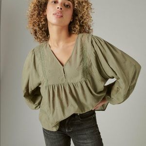 NWOT Size Small Lucky Brand Lace Inset V Neck Blouse, Deep Lichen Green, MSRP$89